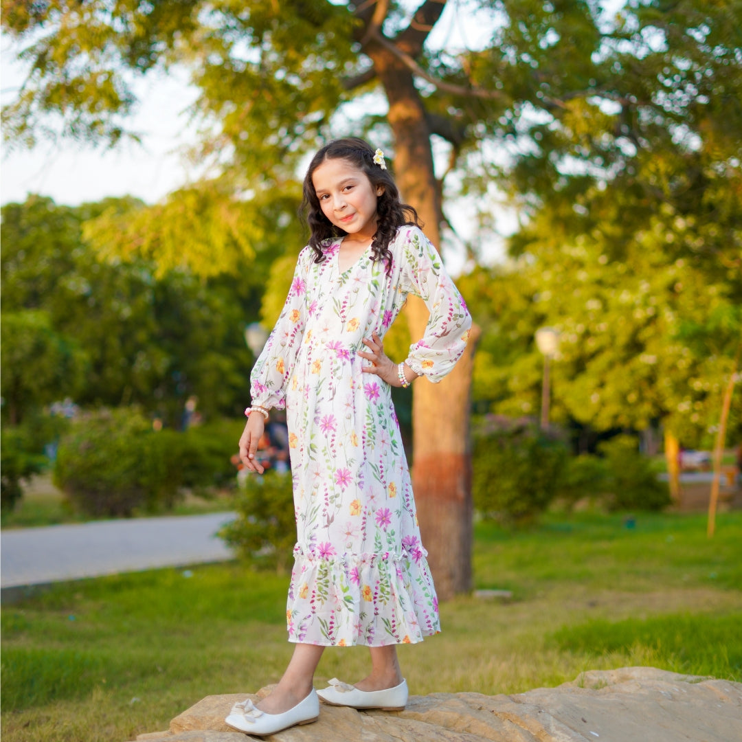 Figo - Exquisite White V-Neck Maxi/Long Frock